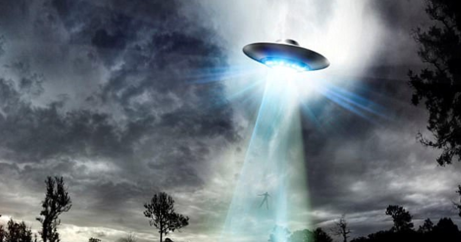 前美国秘密UFO项目负责人：曾有外星人光临地球