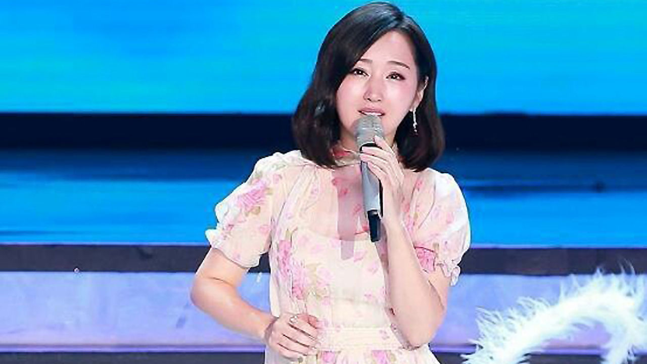 47岁杨钰莹近照曝光 录卫视春晚端庄婉约