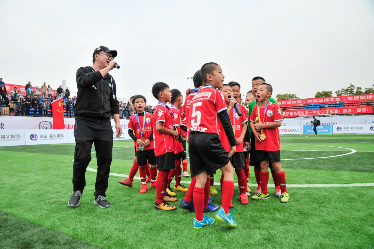 二十年足球人从台前走向幕后，中国足球青训模式终现曙光