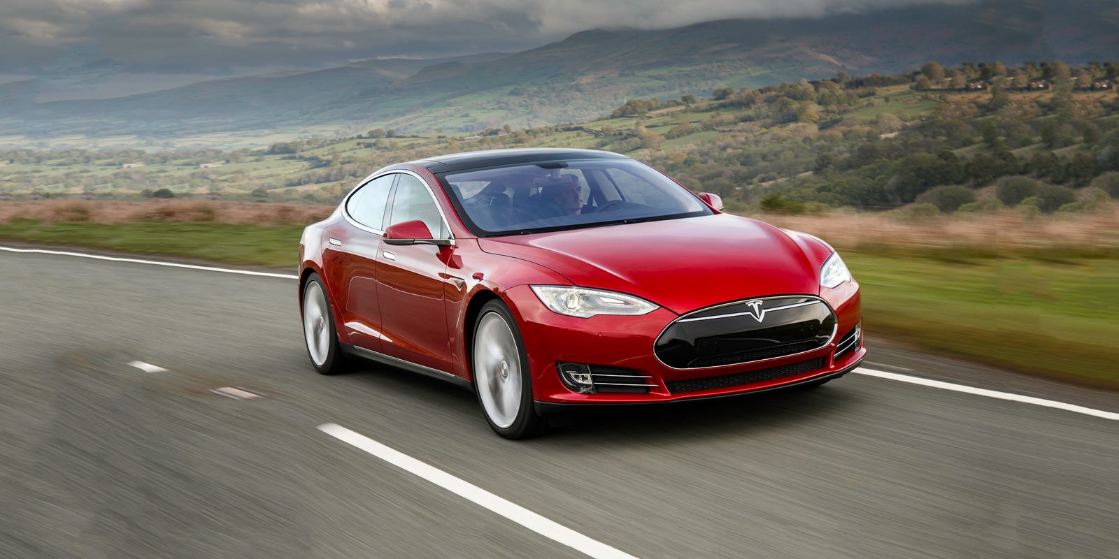 特斯拉宣布召回12.3万辆Model S 因动力转向存在问题