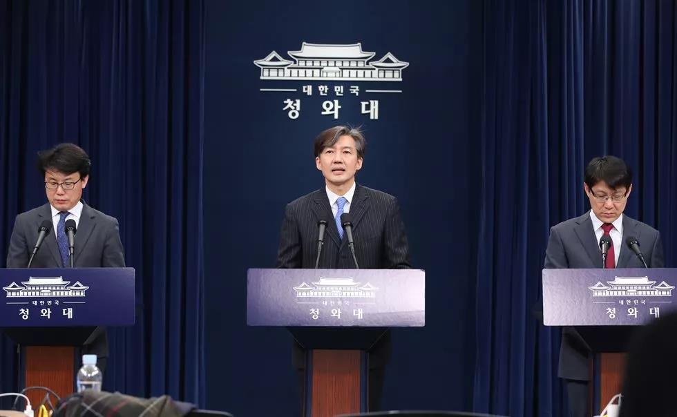 文在寅签署修宪案，能打破韩国总统“青瓦台魔咒”吗？