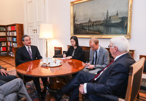 王毅会见德国总统：愿与德方联手维护多边贸易体系