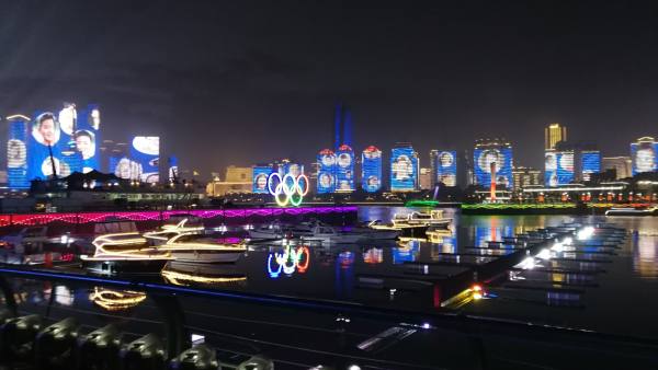 文章配图