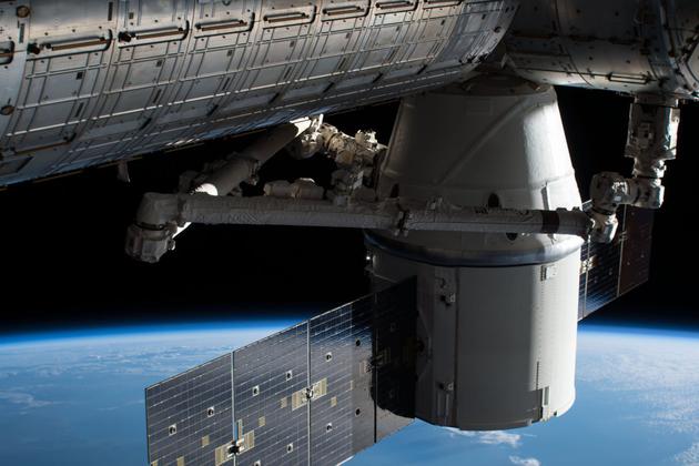 SpaceX：将推迟首次载人绕月球商业飞行计划