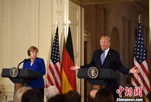 特朗普指责默克尔“放任”移民改变德国
