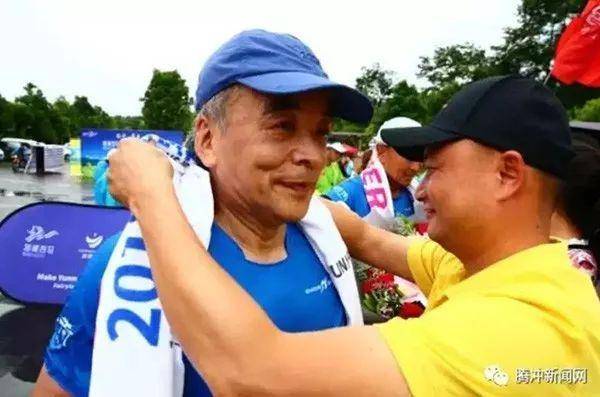 66岁将军刘亚洲：我对于跑步和健康有着信仰般的狂热