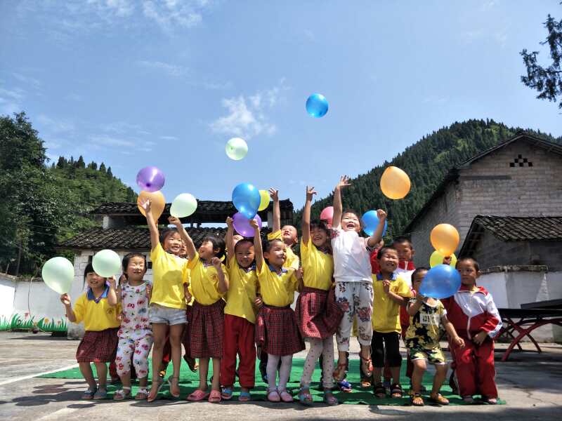 教育精准扶贫项目一村一园计划喜获教育界
