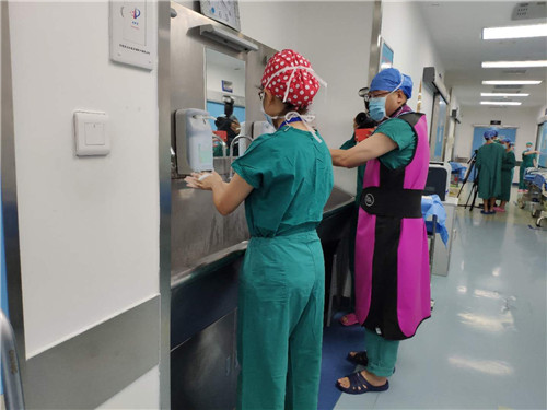 感受医者心 省人民医院开展首个中国医师节职