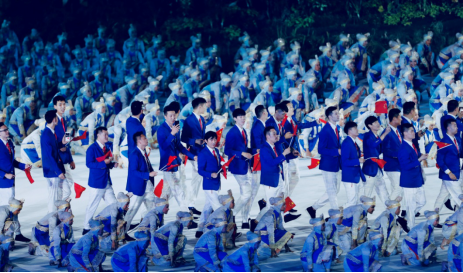 九牧王蓝色梦想礼服亮相雅加达亚运会开幕式
