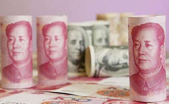 人民币汇率承压 中国央行为何还敢于降准？