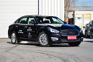 实拍英菲尼迪全新Q70L 超值高端商务车