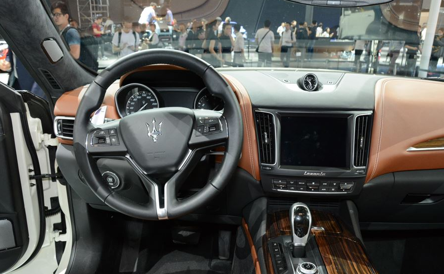 17款玛莎拉蒂Levante 爆炸提速瞬间到达-天津