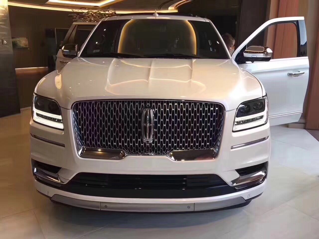 18款林肯领航员11月预定 送苹果8X一部_凤凰