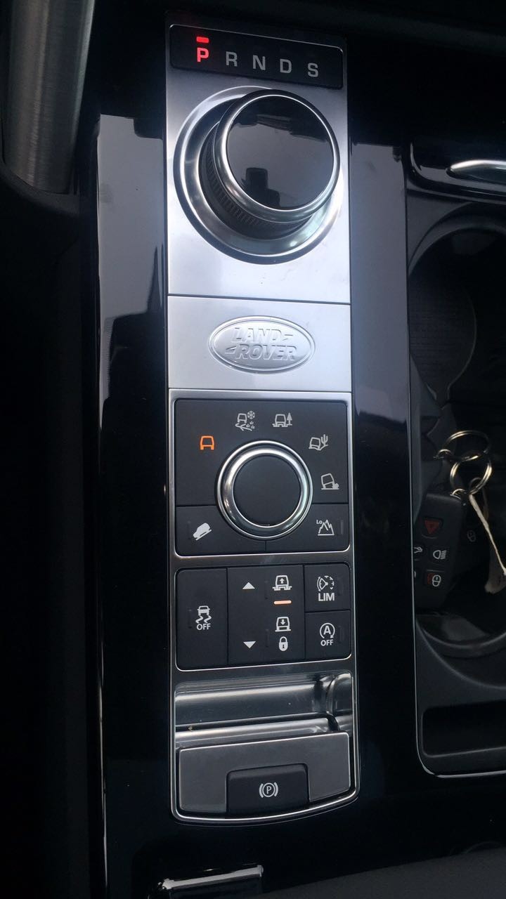 路虎加版发明五现车到店最低售价68万起售