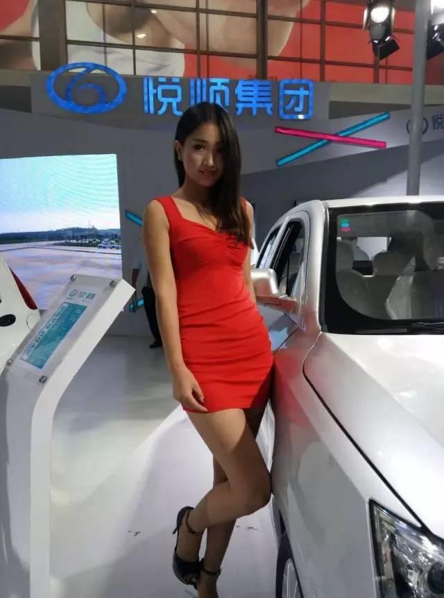 济南展会上美女如云,可是最后一张吓死人了!