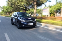 瑕不掩瑜车轩辕 试驾东风风光580