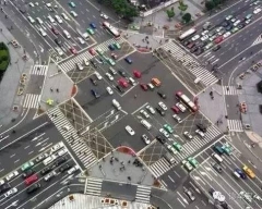 9月1日起，“闯绿灯”也要处罚