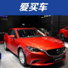 车展上的车模被高颜值车型抢了风头！