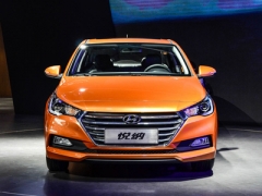 错位竞争/同堂销售 北京现代悦纳解析