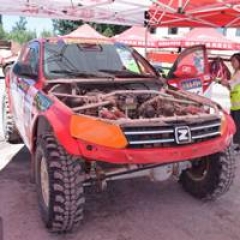 哇噻 众泰T600居然能参加汽车场地越野锦标赛