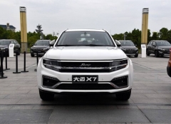 预售12万起 众泰大迈X7能否热销