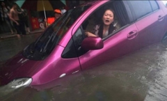 车辆涉水如何避免熄火？