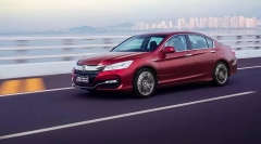 家里4台本田车的编辑试雅阁混动版有感！