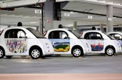 谷歌无人驾驶汽车能读懂骑车人手势