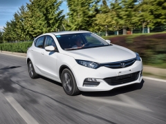 试驾长安逸动XT 外观时尚/动力平顺