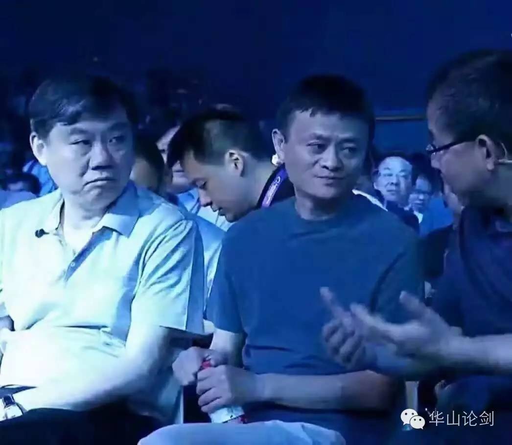 998万元起售荣威RX5的售价让马云当场决定买上几十辆高清图片
