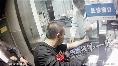 小区门口弃代驾 酒后开车销驾照