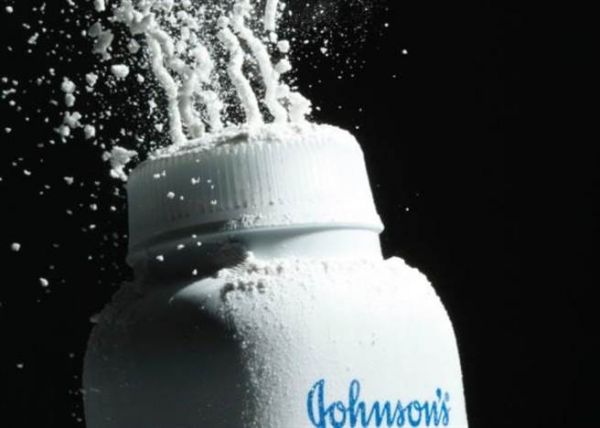 美国女子使用爽身粉后得癌症 获赔5500万美元
