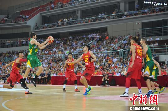 2016中澳男篮对抗赛南宁开打 中国队首战取胜