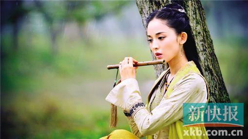 ■娜扎饰演的唐雨柔。