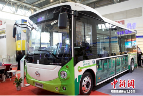 展会现场的全铝纯电动社区巴士