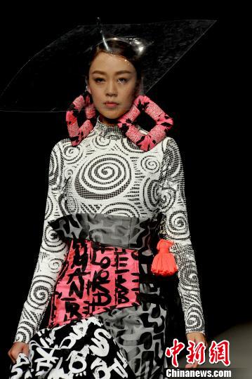 英国名校登陆广东大学生时装周_凤凰资讯