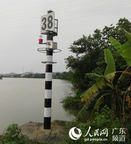 被盗航标灯的现场。广州市公安局供图