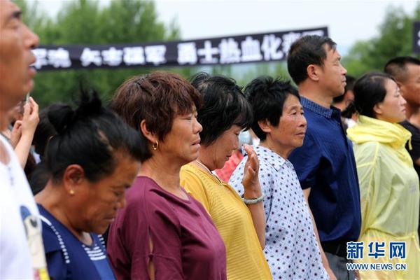 维和牺牲烈士申亮亮遗体火化