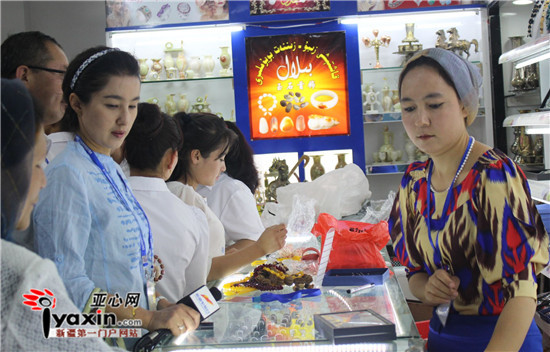 第三届新疆喀什·广州商品交易会在疏附县广州