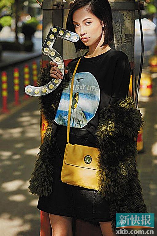哎呦～胖了不错哦,爱你没差。    水原希子助阵街拍新书《有范儿》拍摄的最新时尚造型首次曝光。