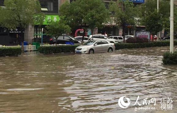 图为南京河西奥体附近