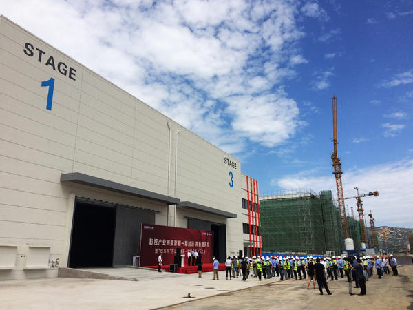 来青岛的明星会越来越多!东方影都15个摄影棚