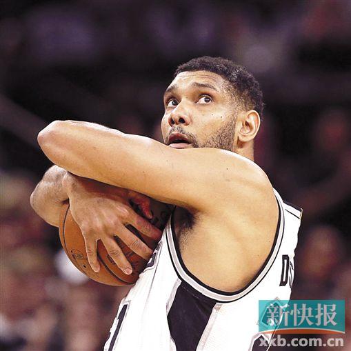 “ 他本应该闪耀全场,却始终潜行。”