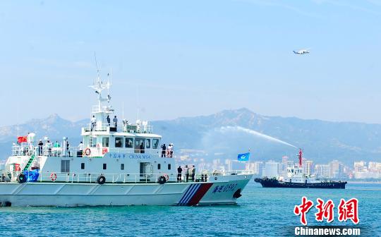 中韩海上溢油联合演习在山东威海举行