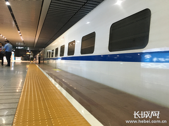 7月18日途径河北地区至怀化K267次旅客列车
