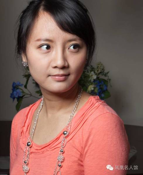 国务院发言人,有一种犀利叫凤凰记者王冰汝_凤