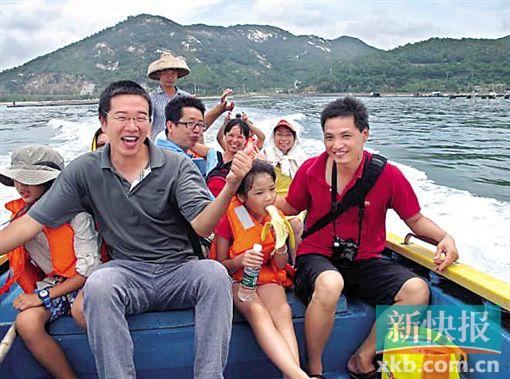 ■坐船去海岛考察,孩子们既有乐趣又长见识。