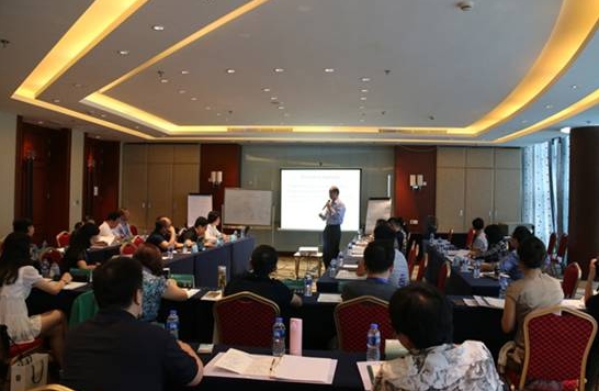 上海财大商学院承办第三届中国管理案例共享