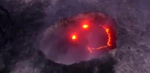 资料图片：夏威夷基拉韦厄火山喷发。（图片来源：视频截图）