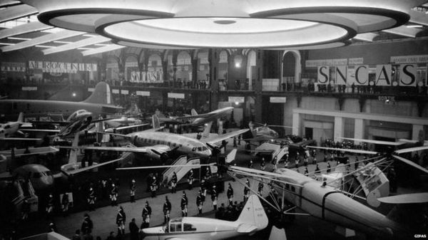 图：1946年第17届巴黎航展